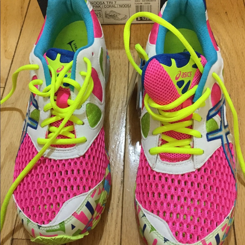 ASICS Gel- Noosa Tri 7 size 9.5